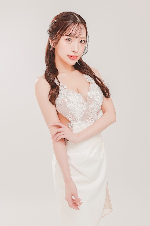 宮近 もえプロフィール写真2